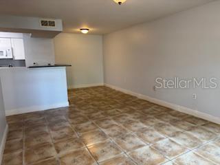 Image 3 of 12 For 3034 Parkway Blvd  106