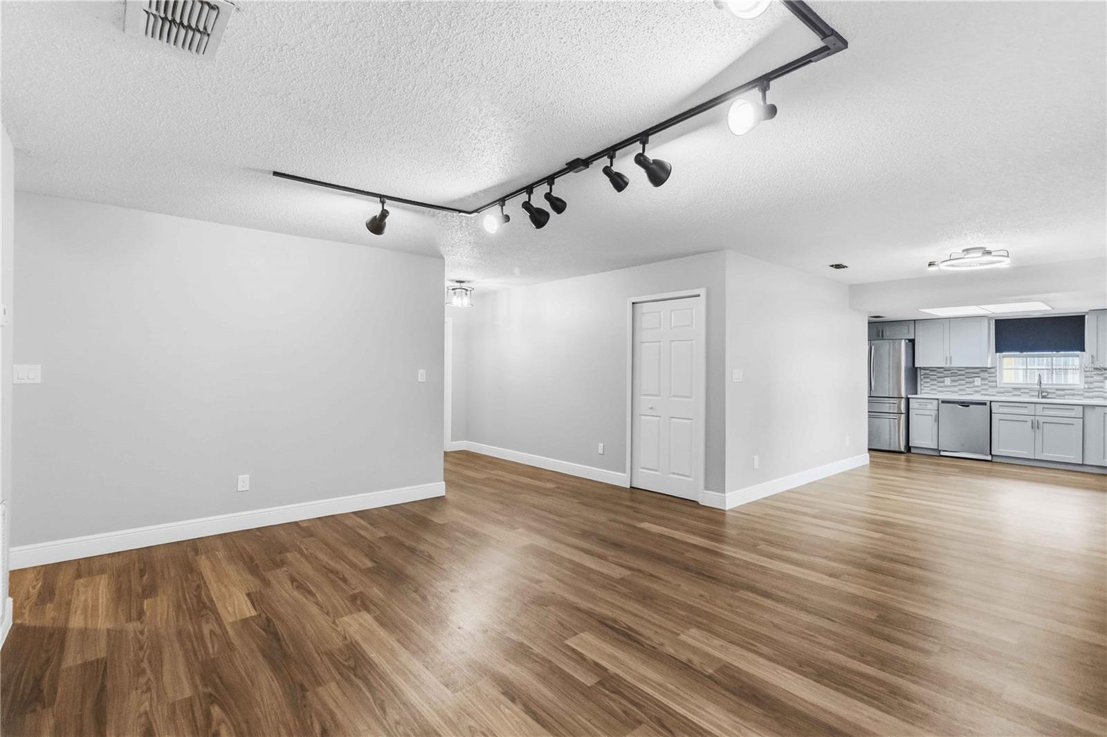 Image 7 of 31 For 5436 Arpana Drive