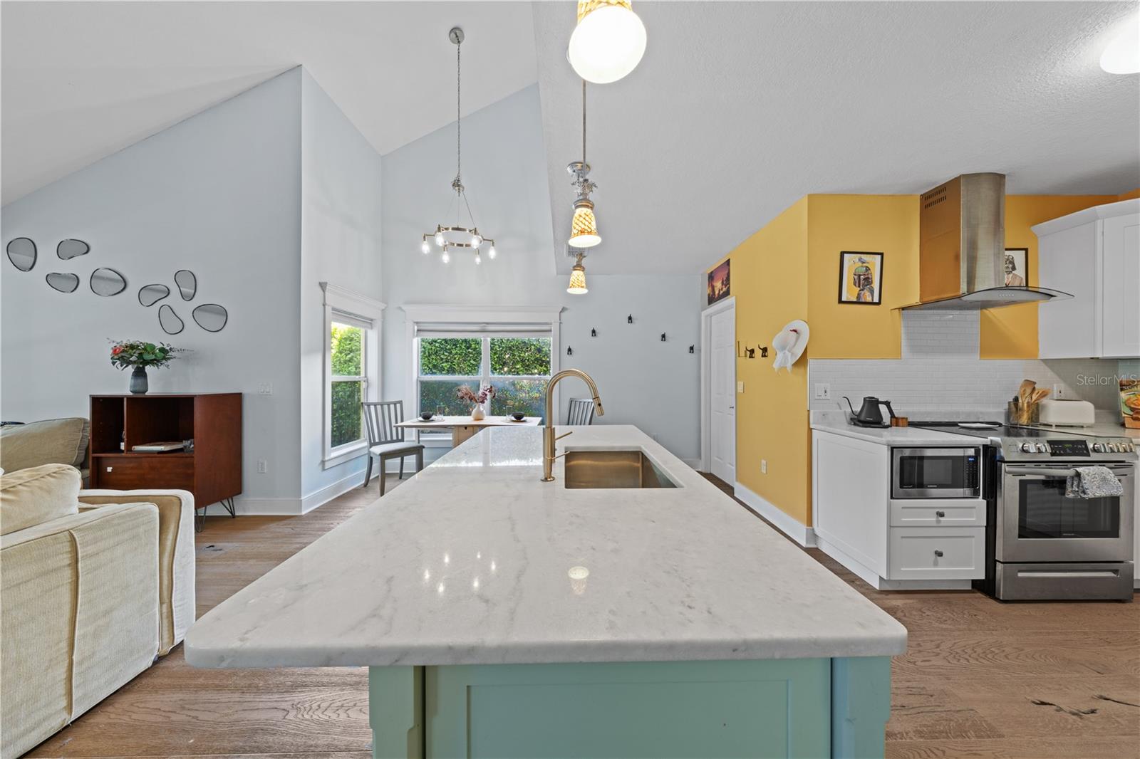 Image 21 of 71 For 3114 Heartleaf Place