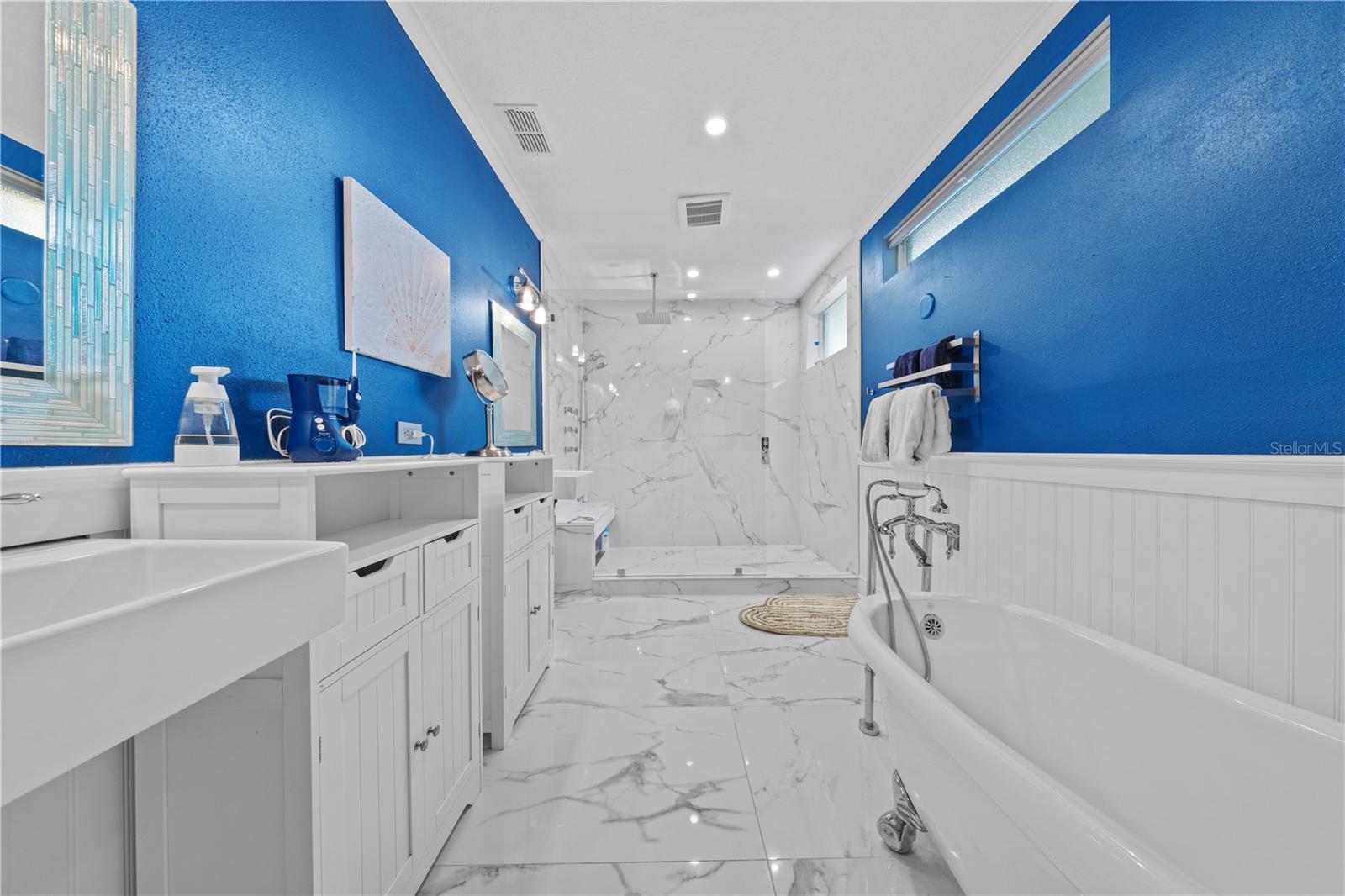 Image 36 of 71 For 3114 Heartleaf Place