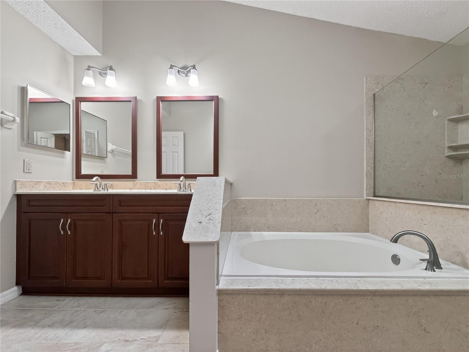 Image 30 of 48 For 5017 Mill Stream Road