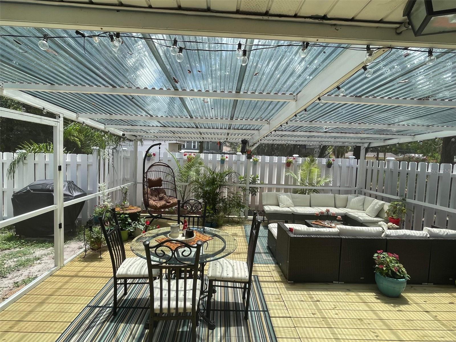 Image 16 of 31 For 2419 Wells Avenue