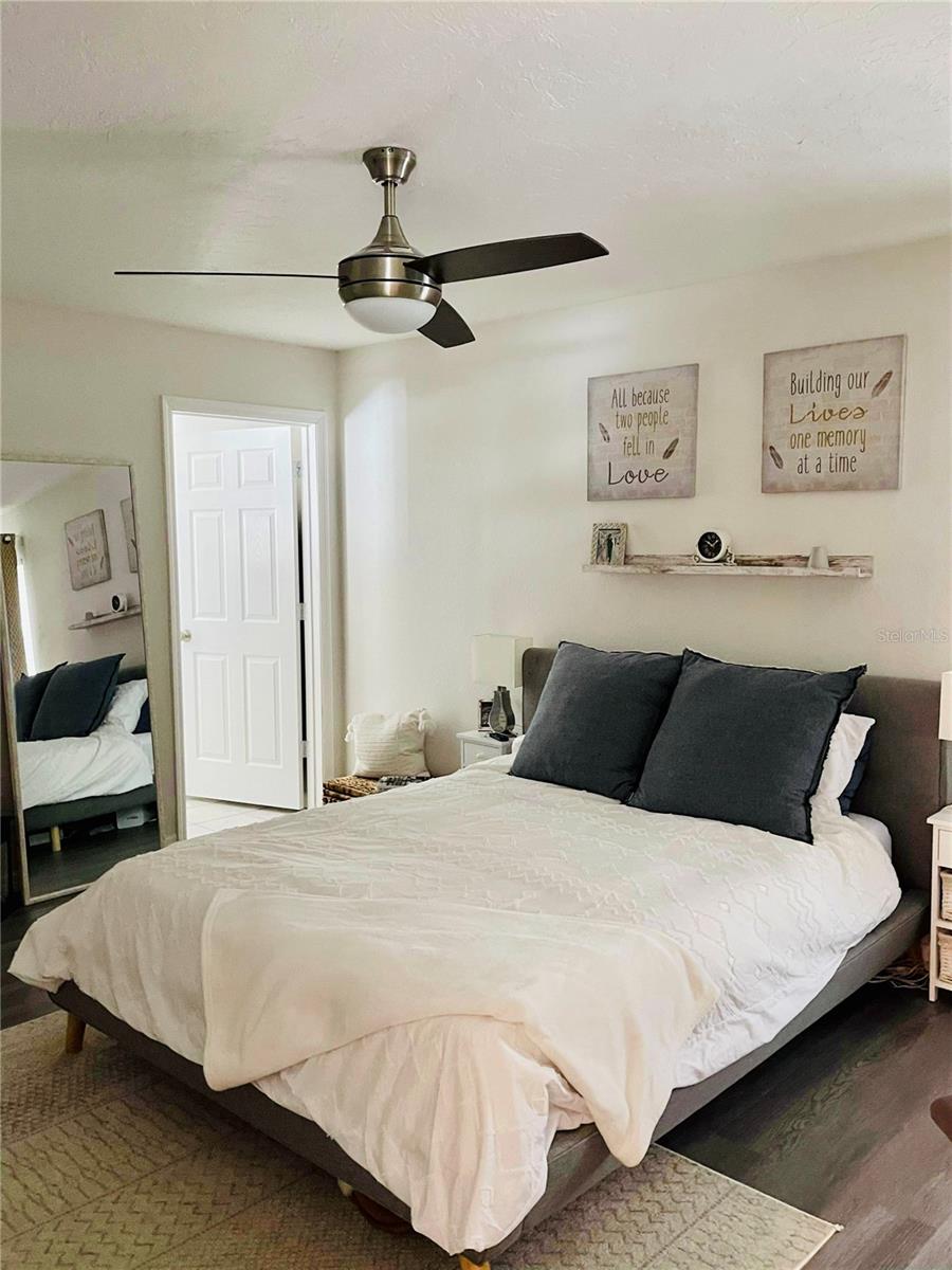 Image 25 of 31 For 2419 Wells Avenue