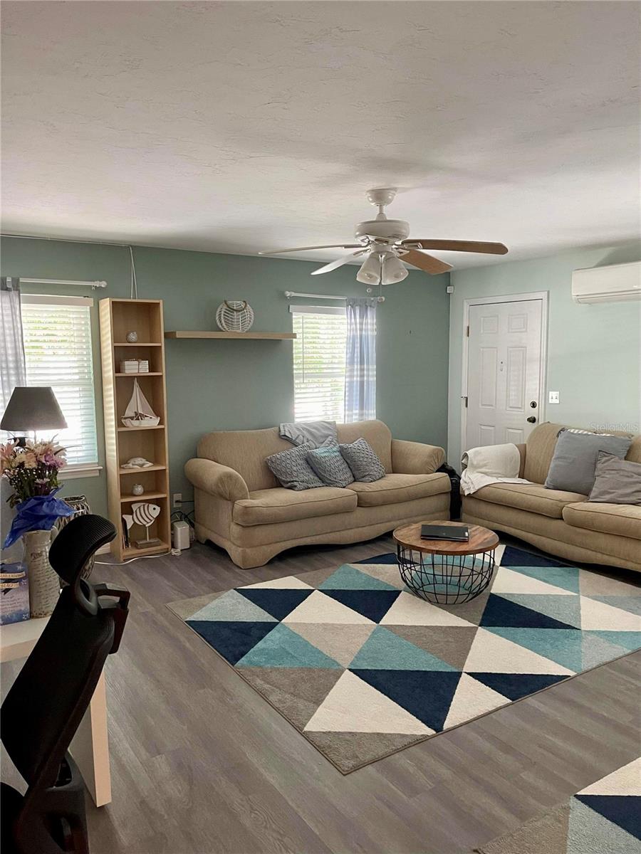 Image 26 of 31 For 2419 Wells Avenue