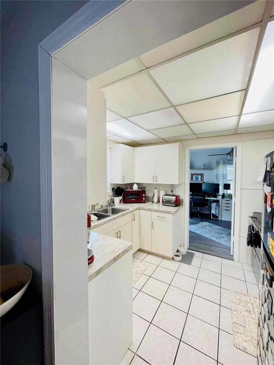 Image 27 of 31 For 2419 Wells Avenue