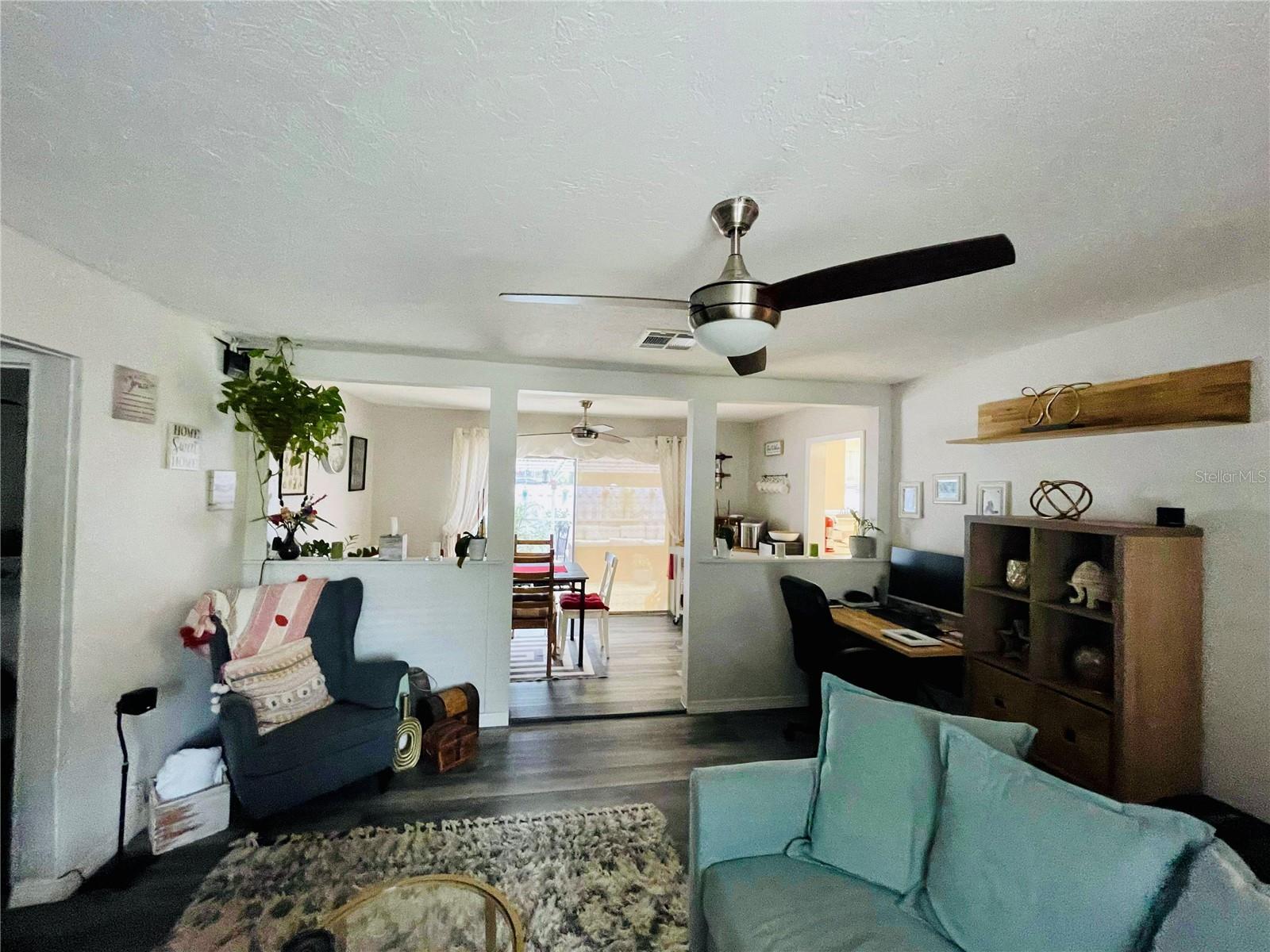 Image 3 of 31 For 2419 Wells Avenue