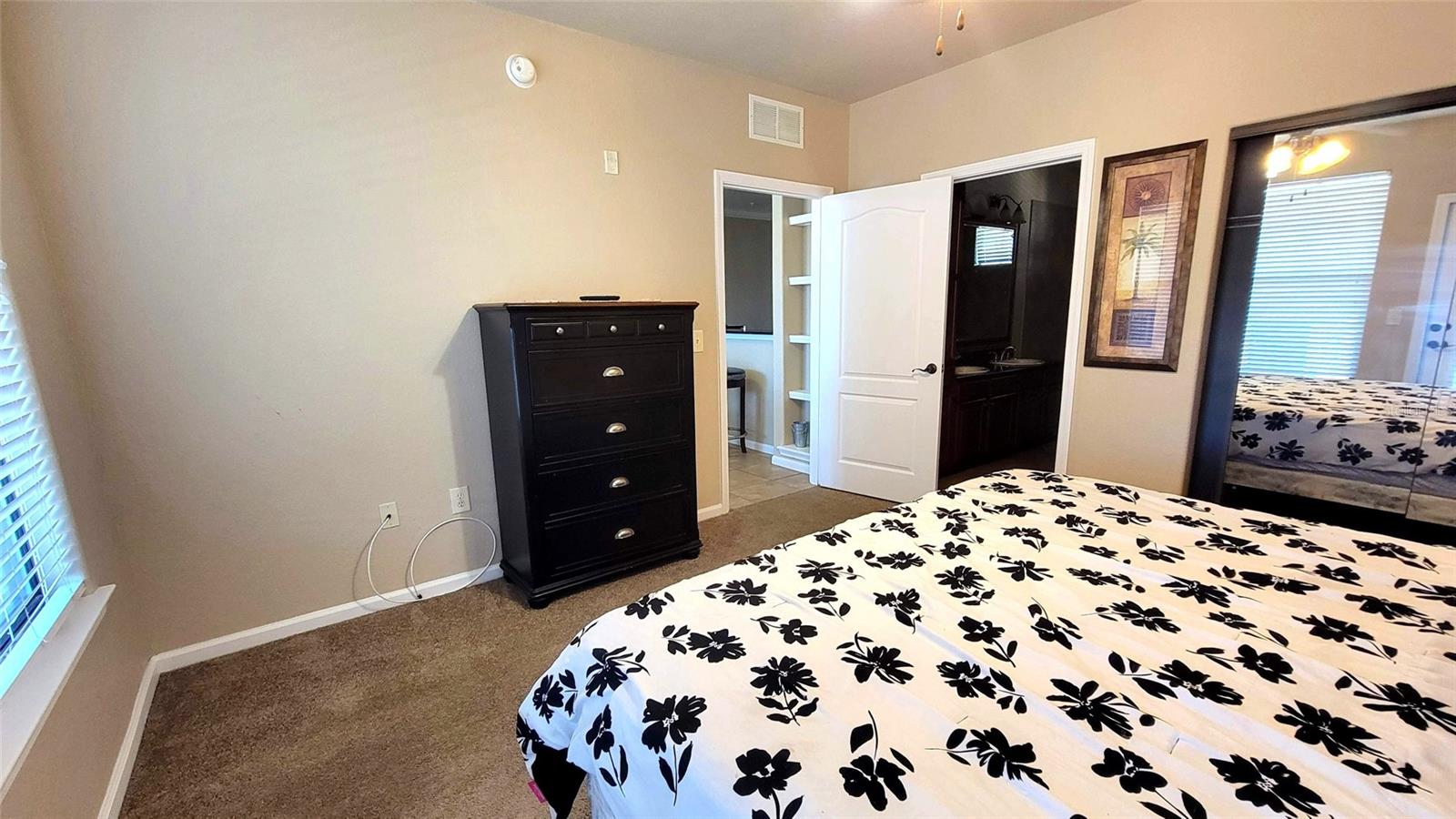 Image 16 of 41 For 914 Charo Parkway 123