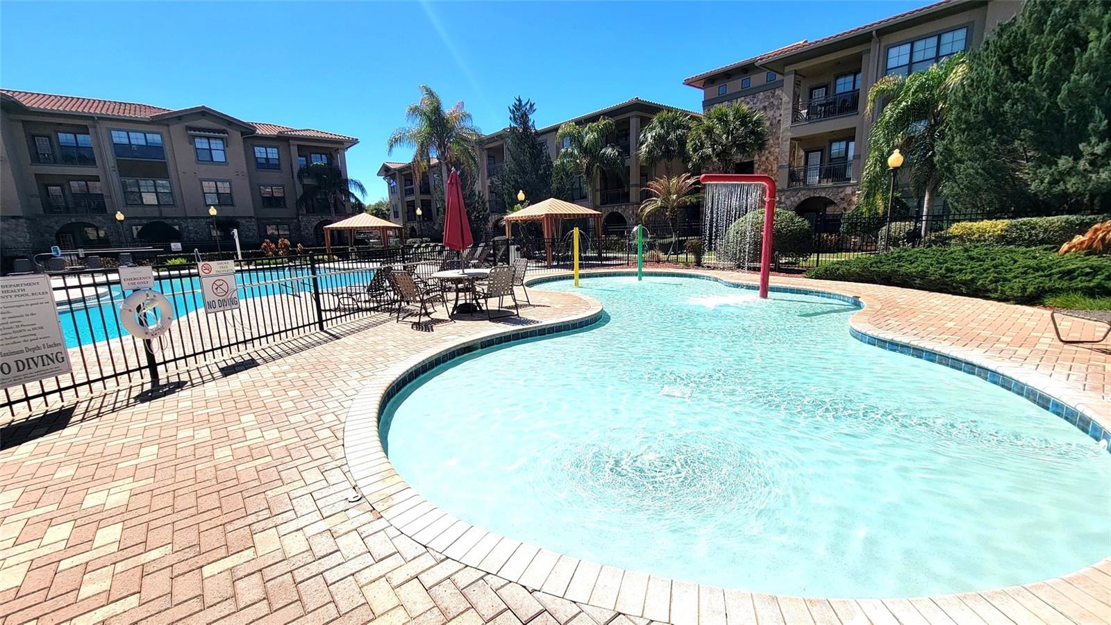 Image 38 of 41 For 914 Charo Parkway 123