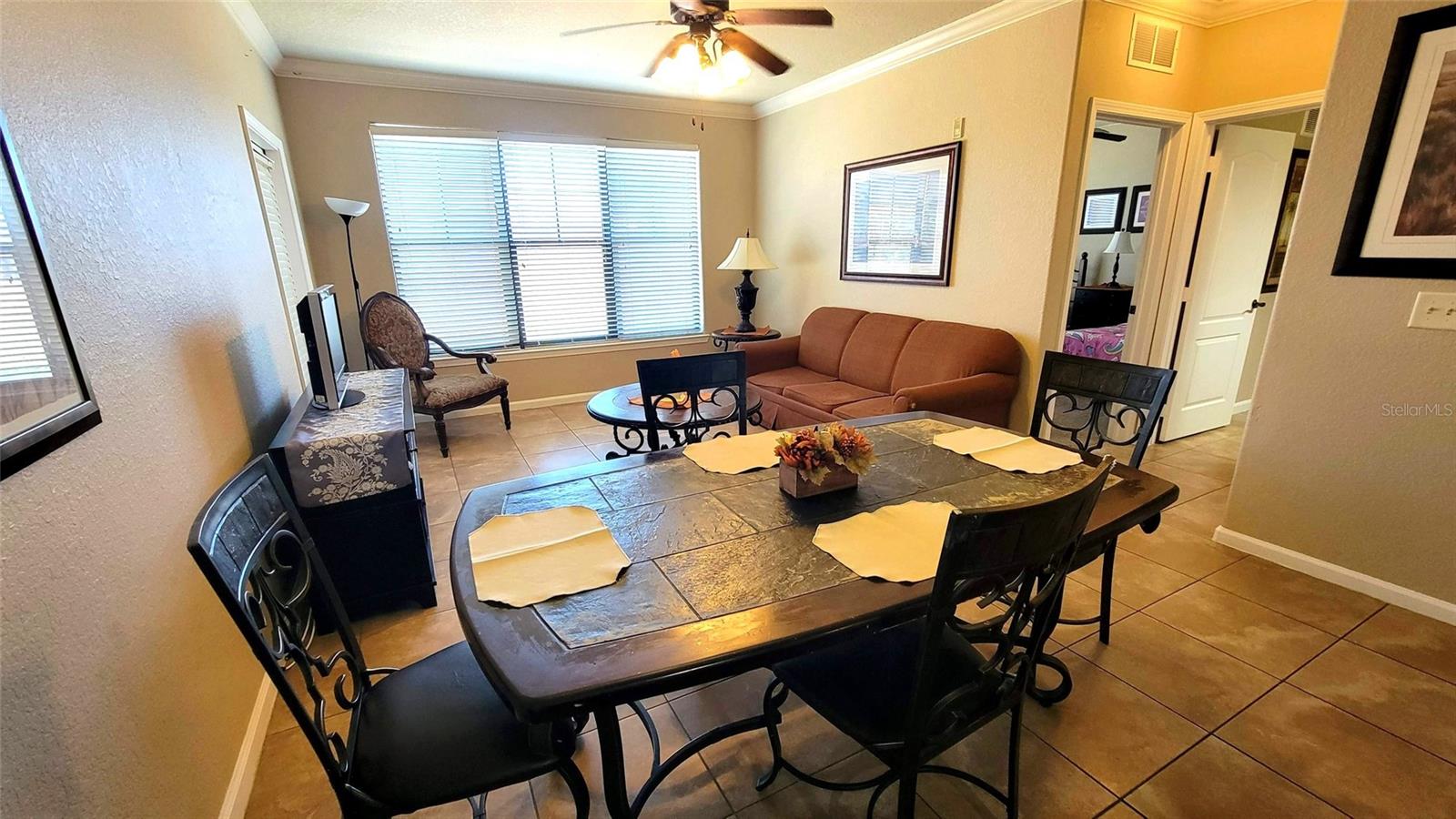 Image 7 of 41 For 914 Charo Parkway 123