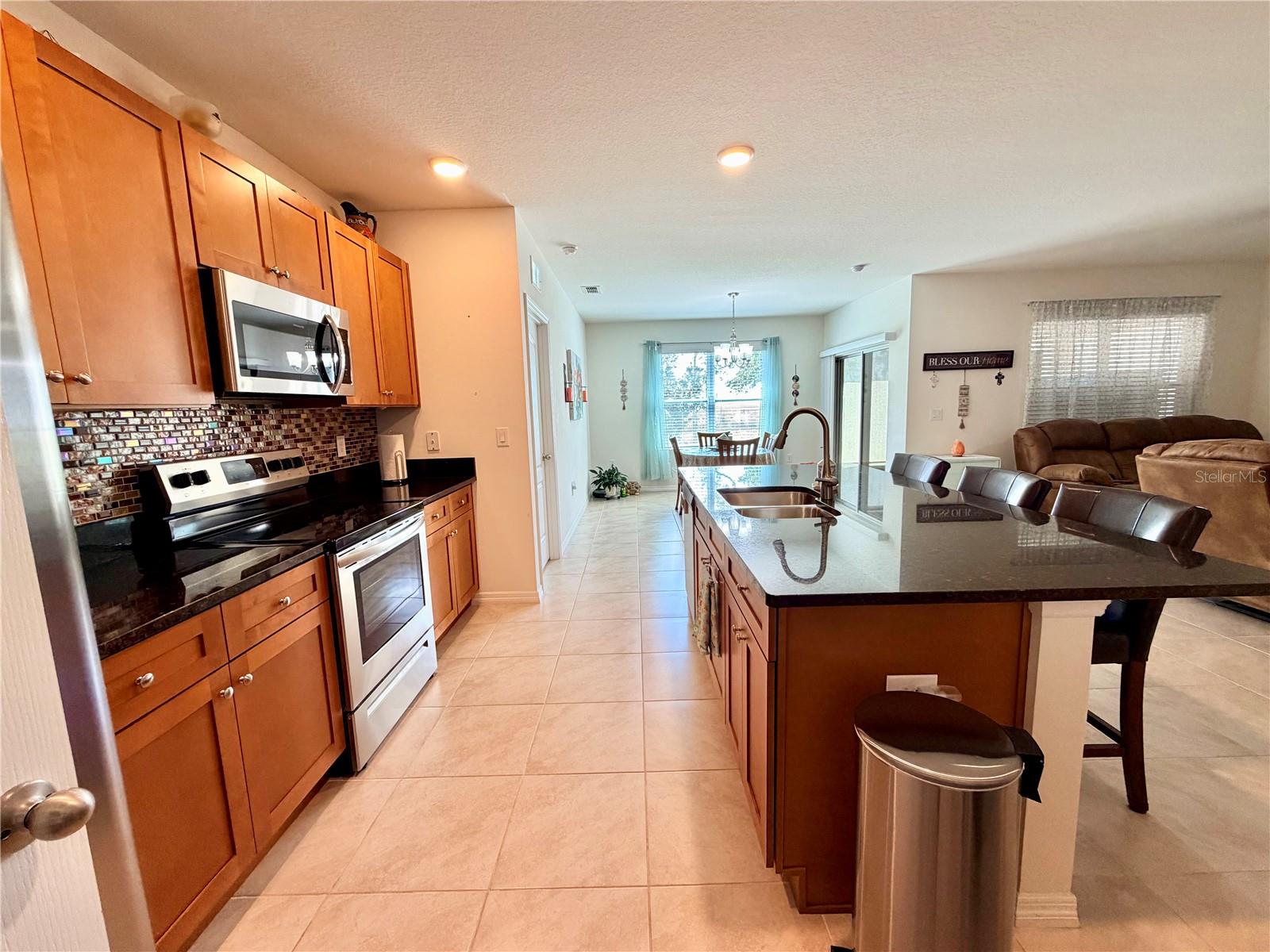 Image 4 of 13 For 3108 Country Club Circle