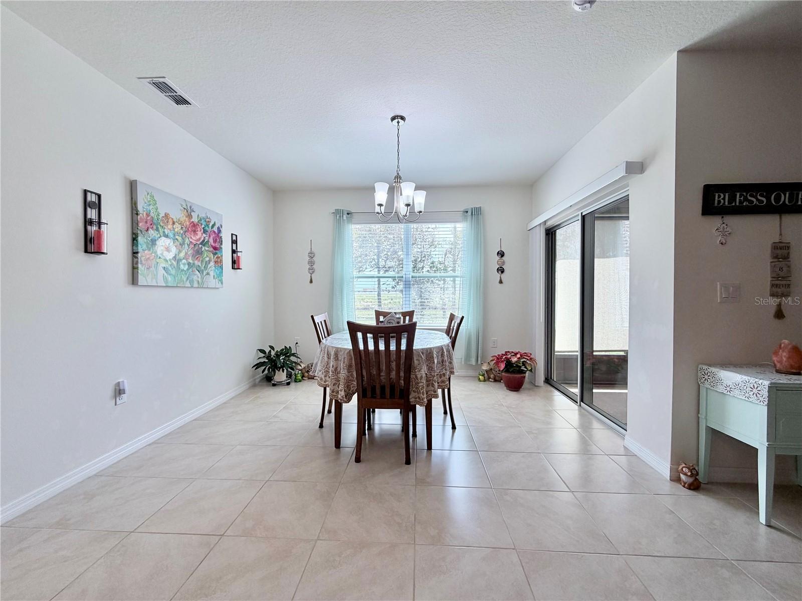 Image 5 of 13 For 3108 Country Club Circle