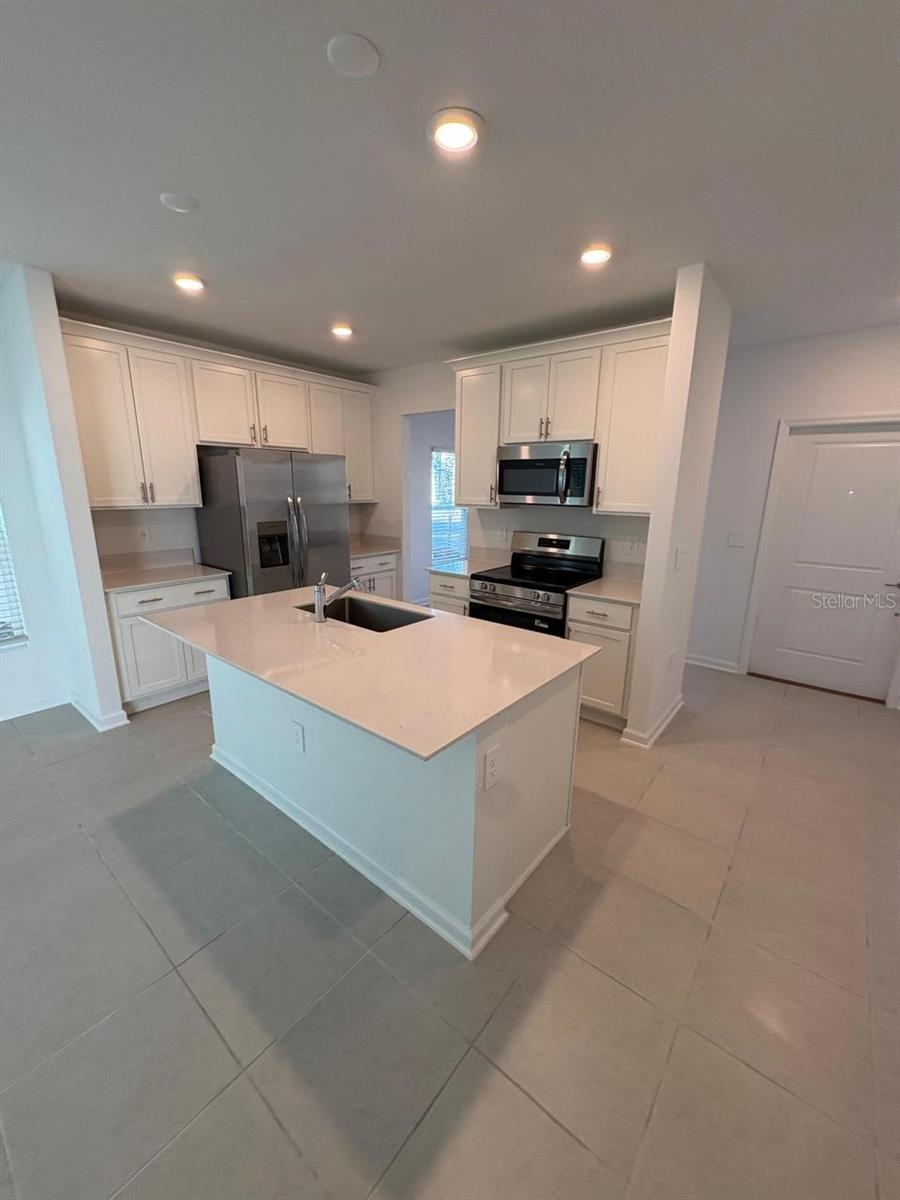 Image 9 of 13 For 6032 Zen Way