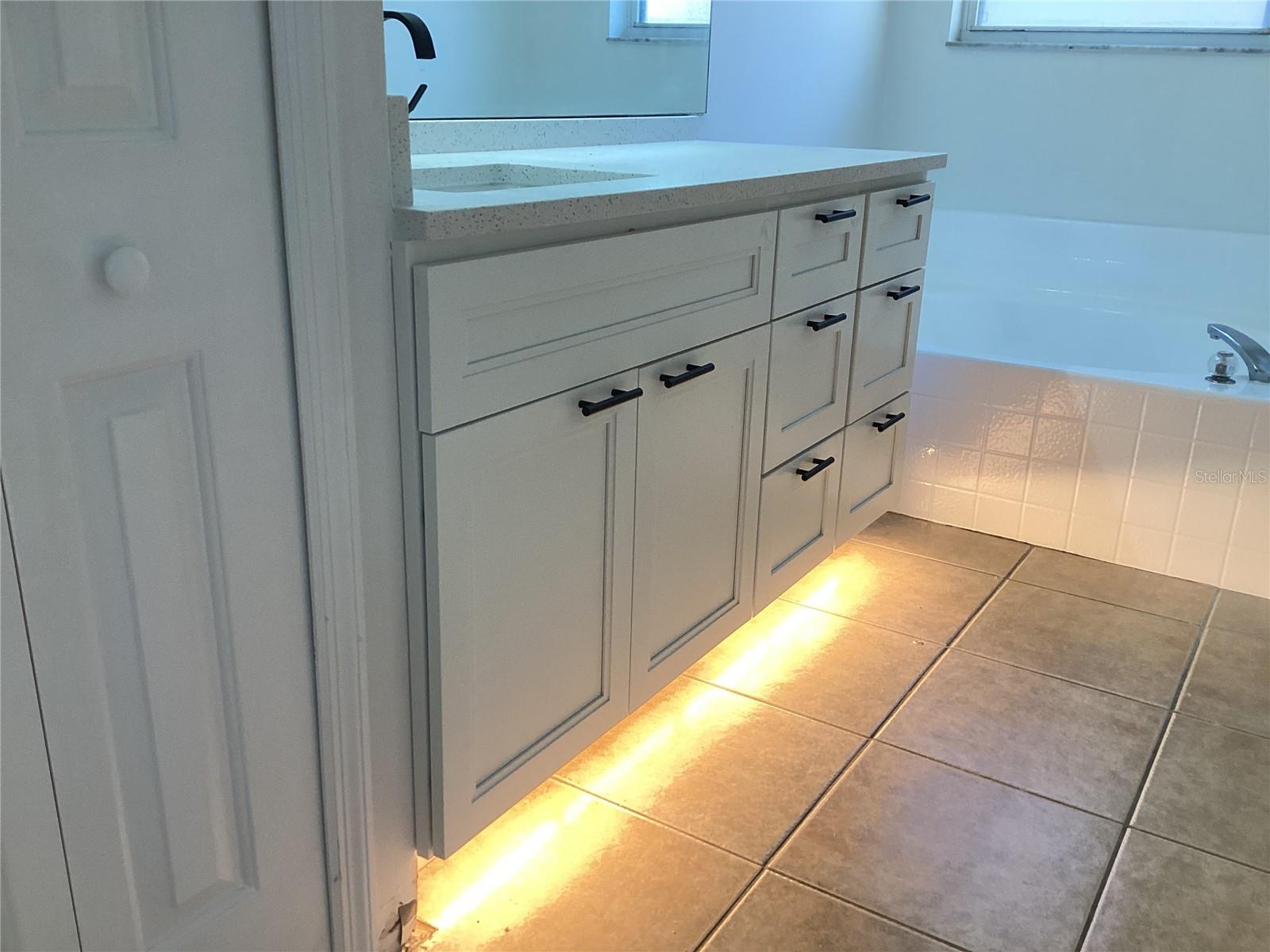 Image 14 of 39 For 1158 Dekleva Drive