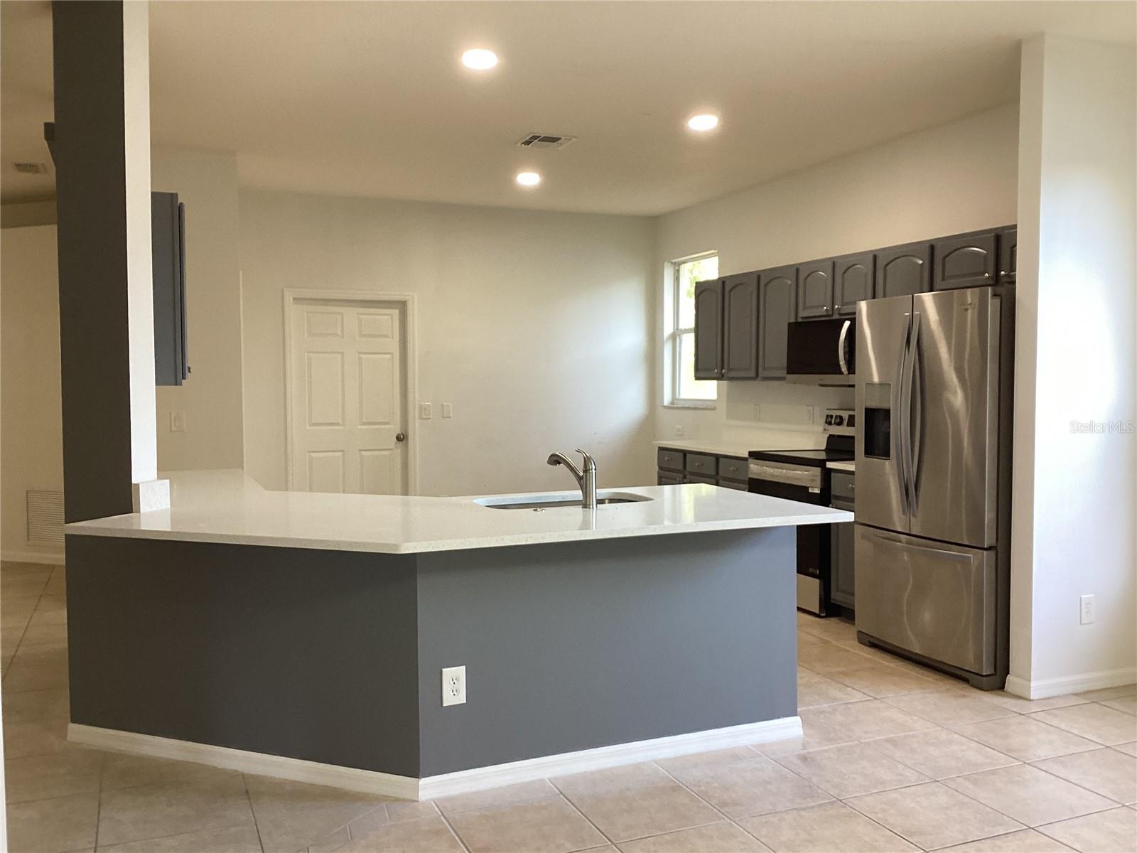 Image 6 of 39 For 1158 Dekleva Drive