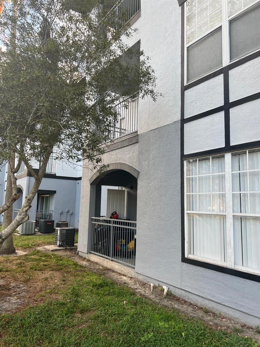 Image 2 of 12 For 3701 Castle Pines Lane 3924