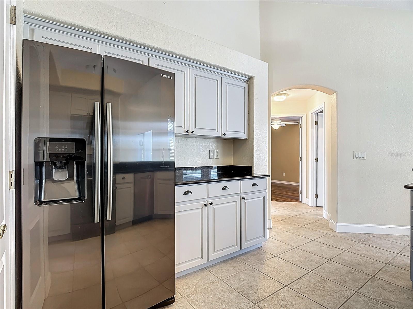 Image 18 of 41 For 3189 Bayview Lane