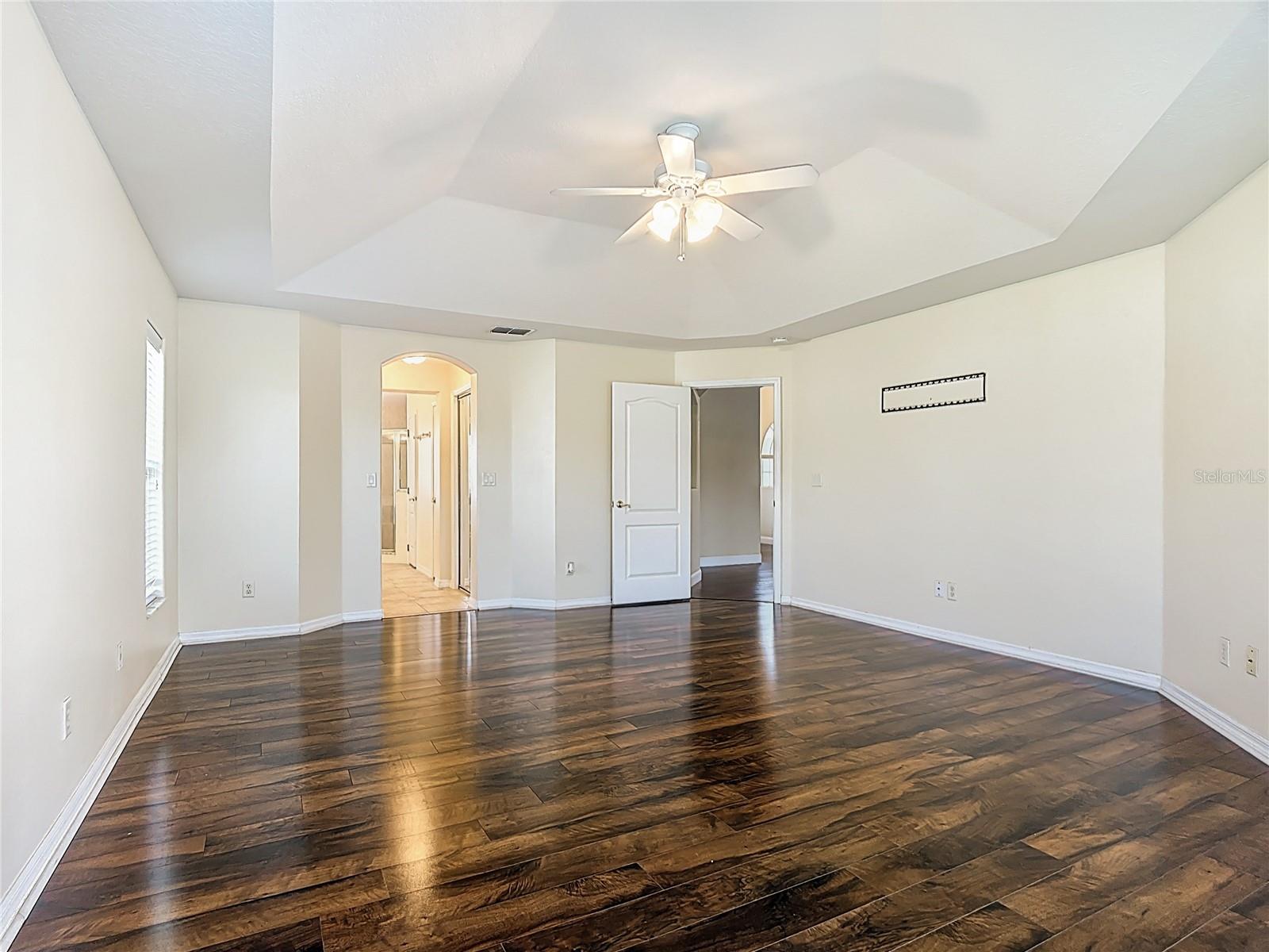 Image 21 of 41 For 3189 Bayview Lane