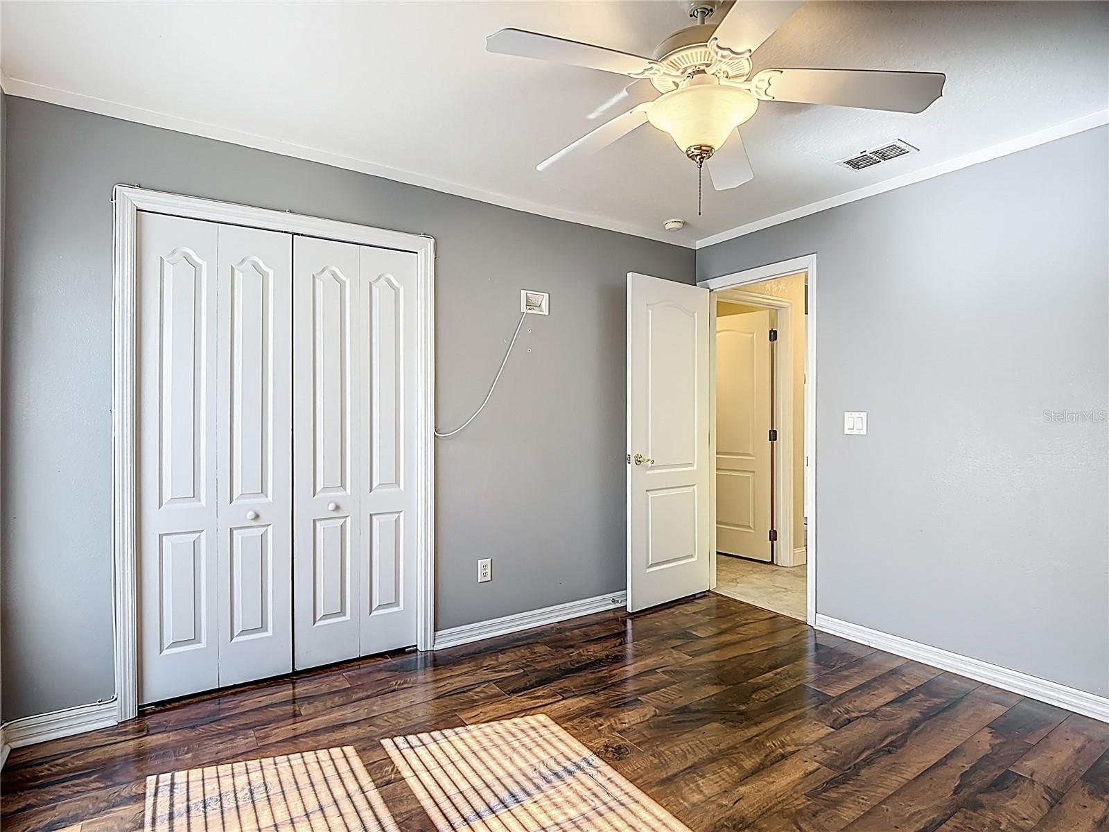 Image 24 of 41 For 3189 Bayview Lane