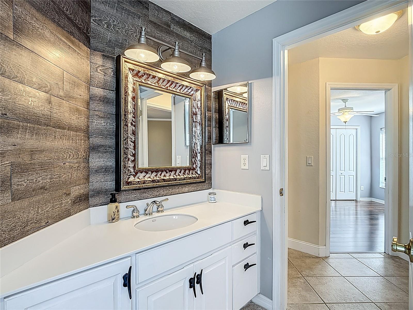 Image 27 of 41 For 3189 Bayview Lane