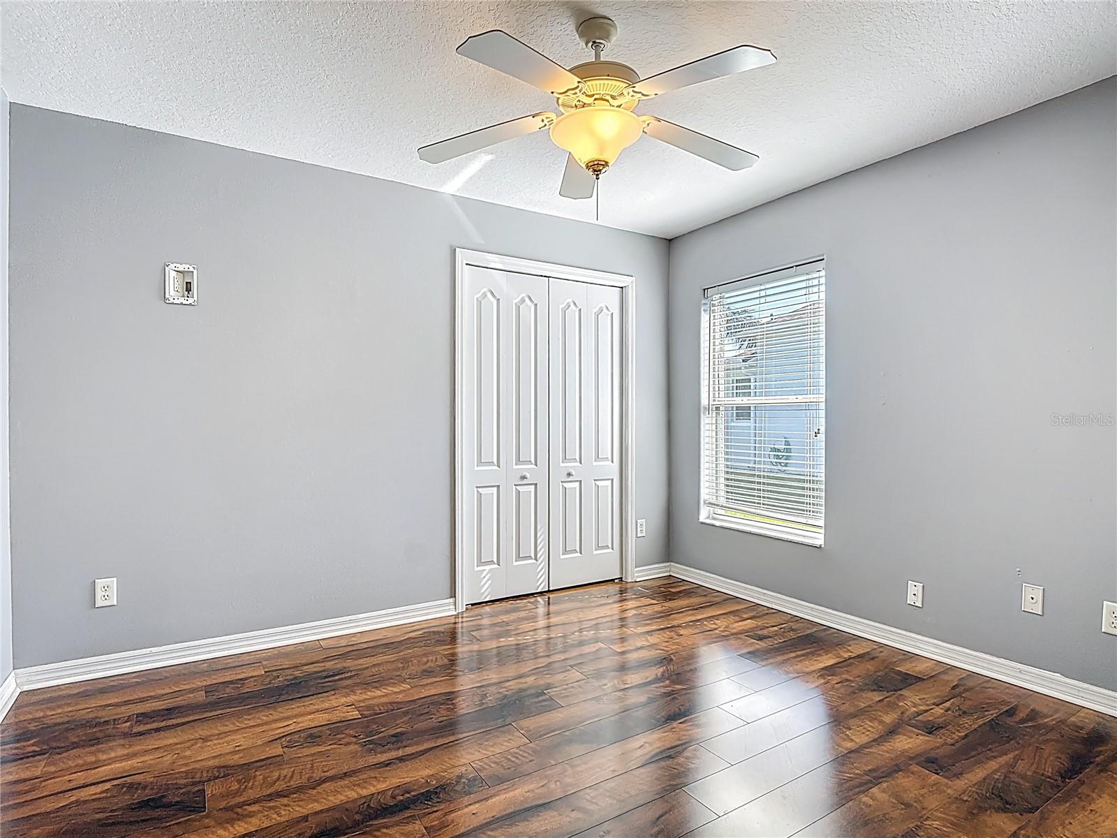 Image 29 of 41 For 3189 Bayview Lane