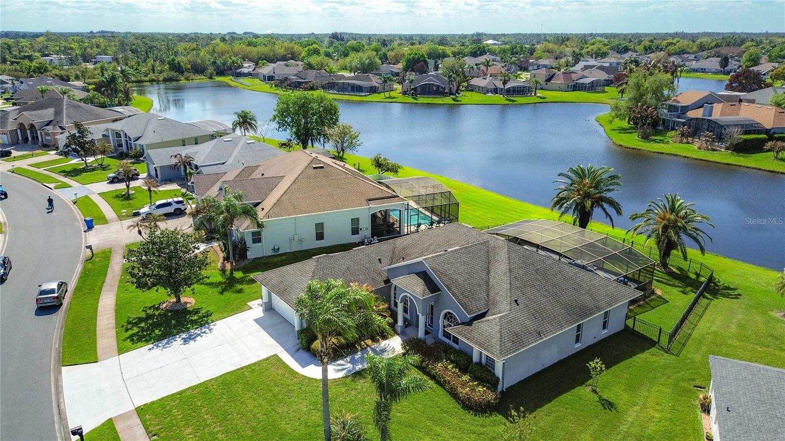 Image 3 of 41 For 3189 Bayview Lane