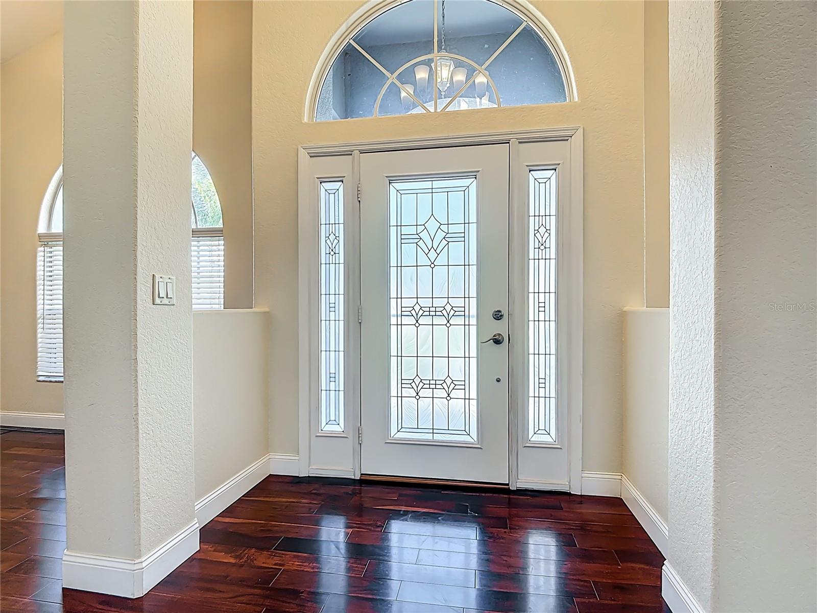 Image 6 of 41 For 3189 Bayview Lane