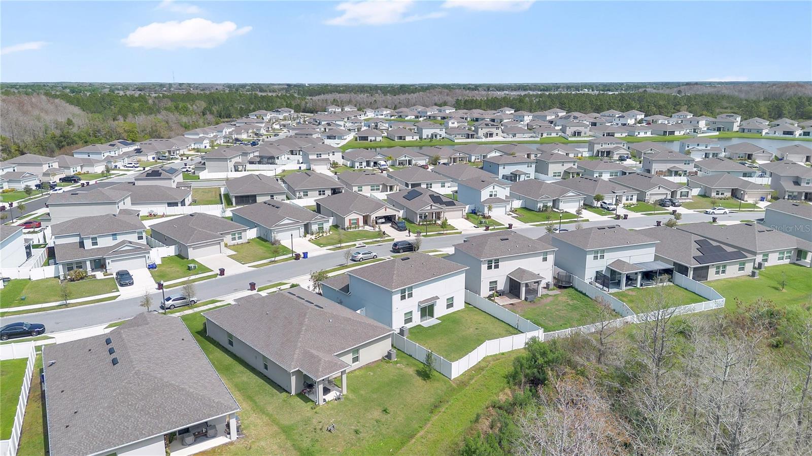 Image 20 of 24 For 557 Pink Ibis Bend