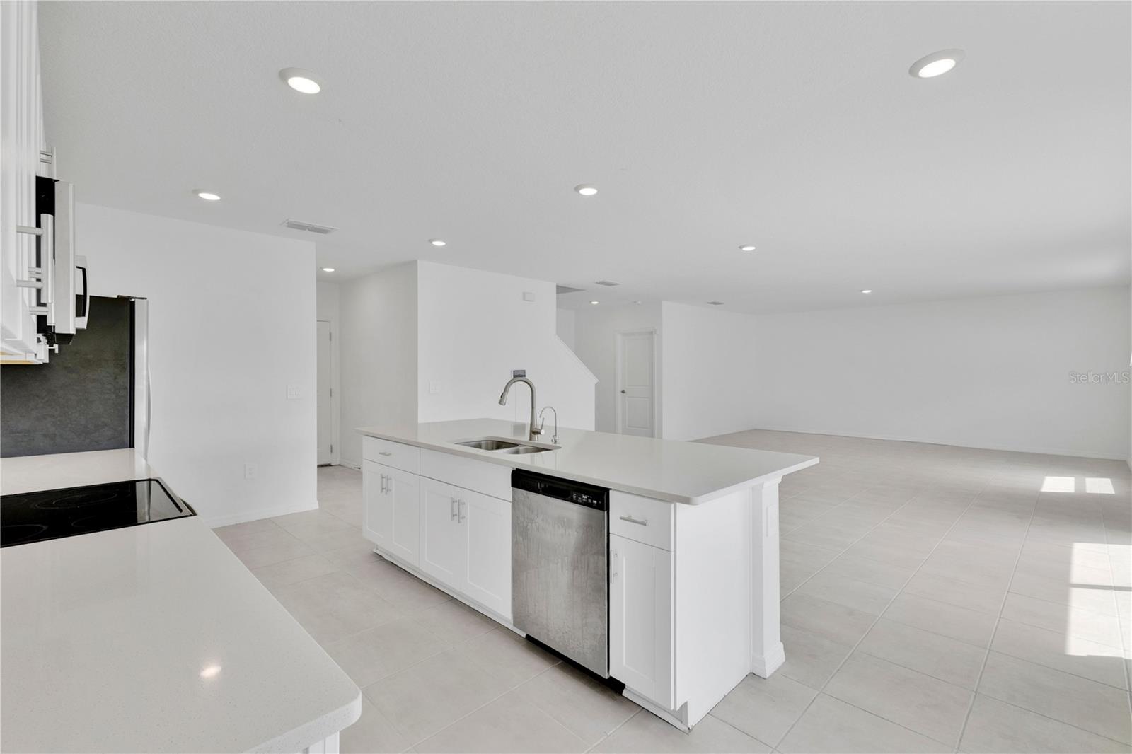 Image 6 of 24 For 557 Pink Ibis Bend