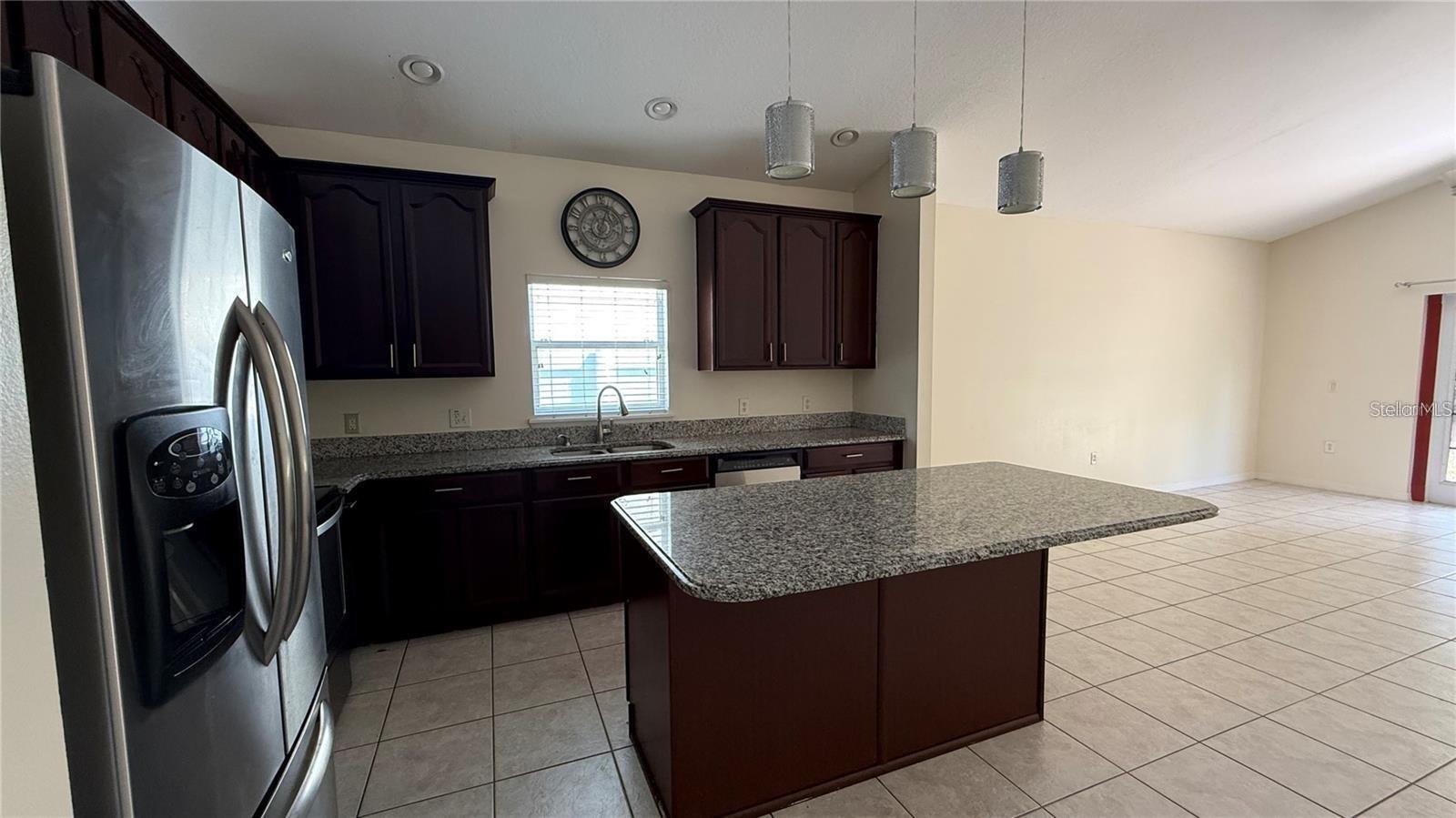 Image 8 of 16 For 979 Hacienda Circle