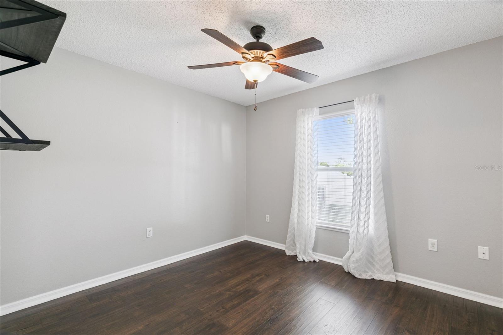 Image 14 of 20 For 5230 Silver Thistle Lane