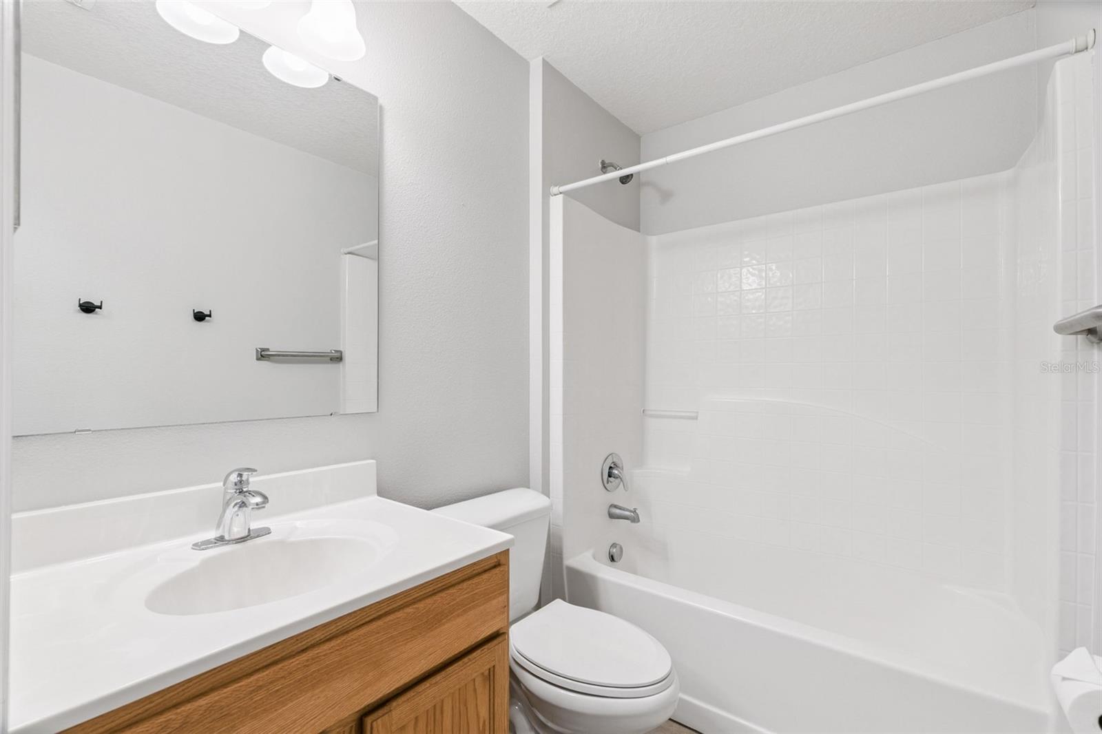 Image 15 of 20 For 5230 Silver Thistle Lane