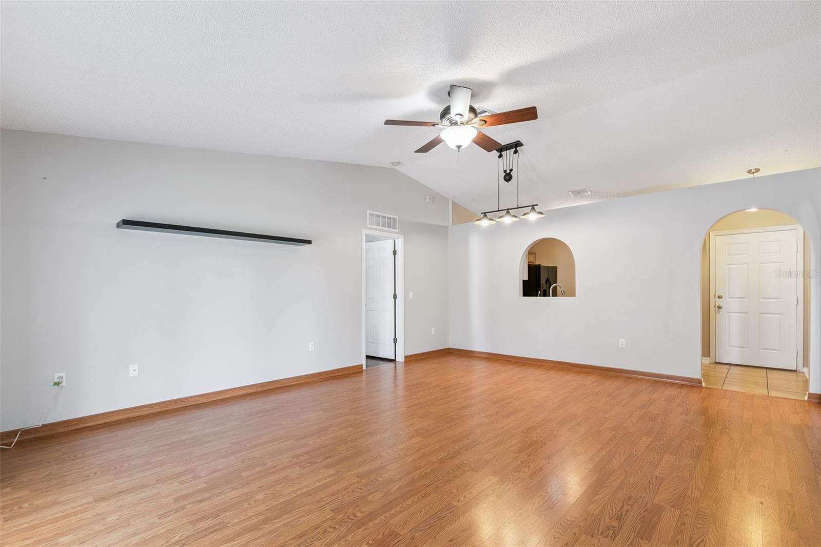 Image 7 of 20 For 5230 Silver Thistle Lane