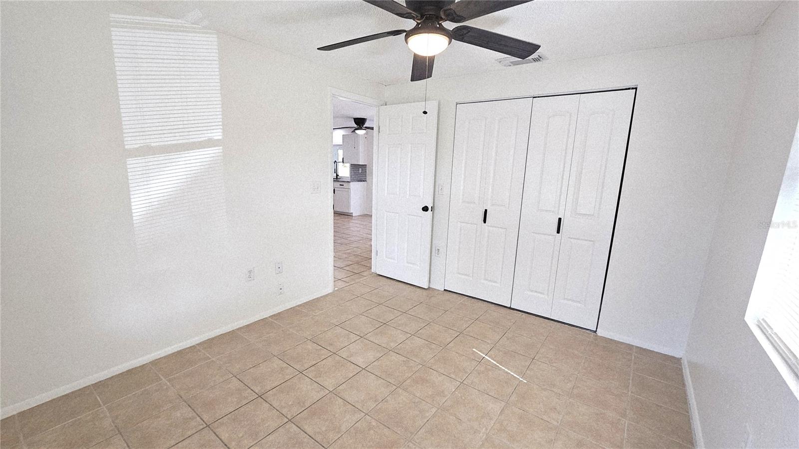 Image 20 of 32 For 284 Rotonda Boulevard W