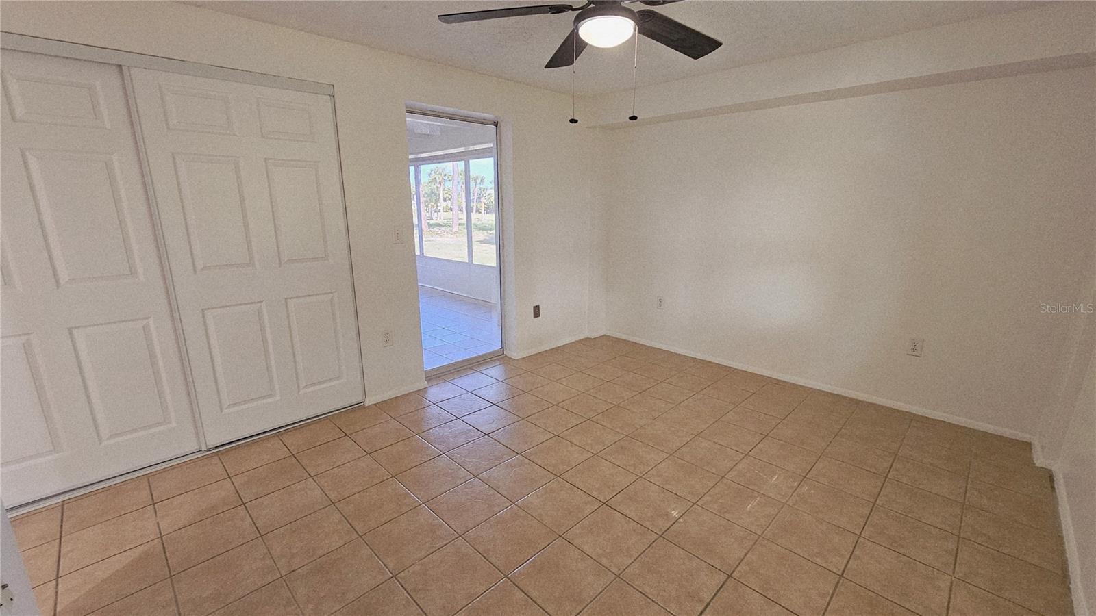 Image 26 of 32 For 284 Rotonda Boulevard W