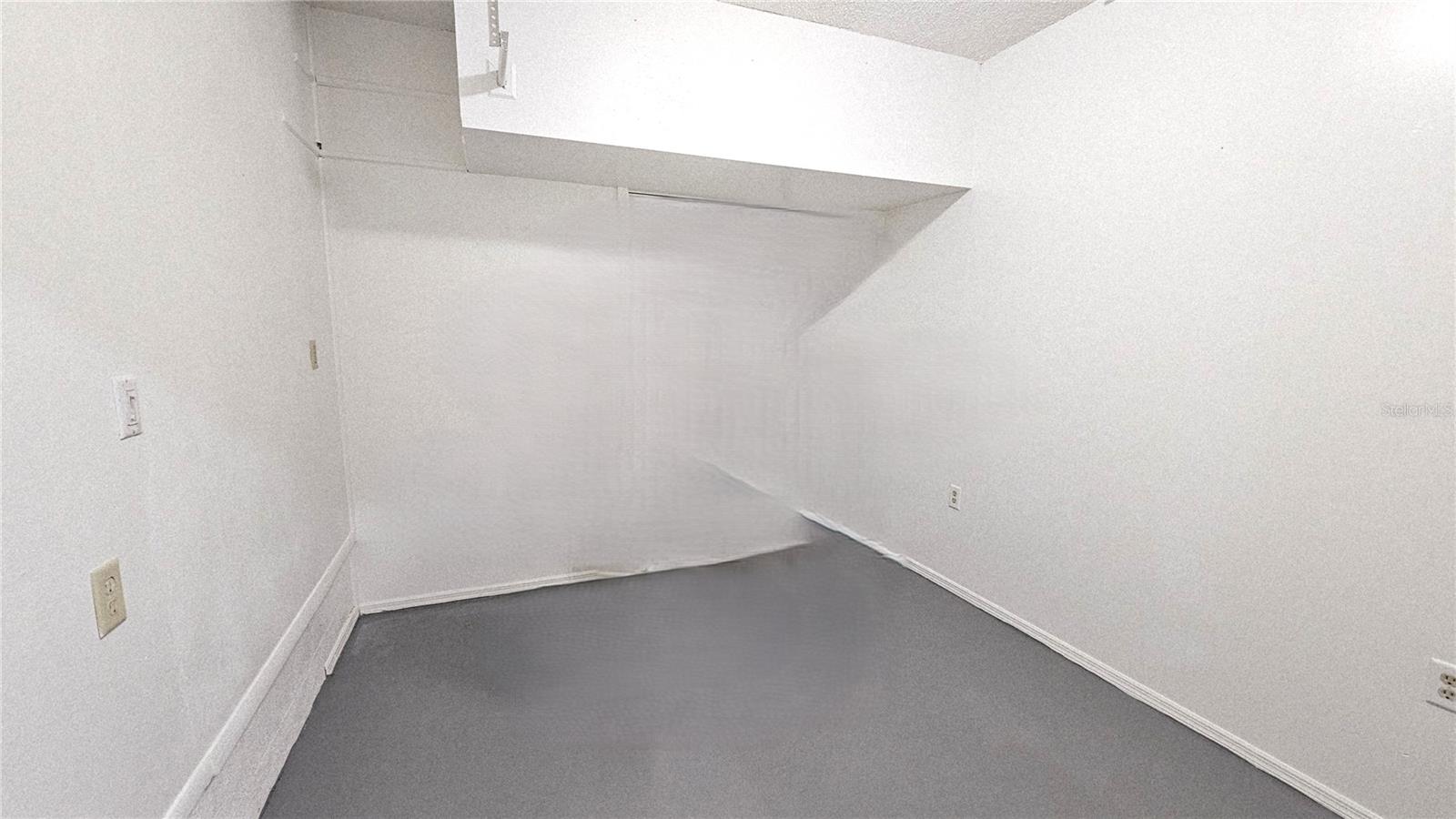 Image 32 of 32 For 284 Rotonda Boulevard W