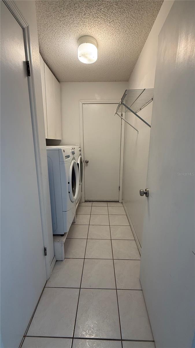 Image 29 of 36 For 3876 27th Court