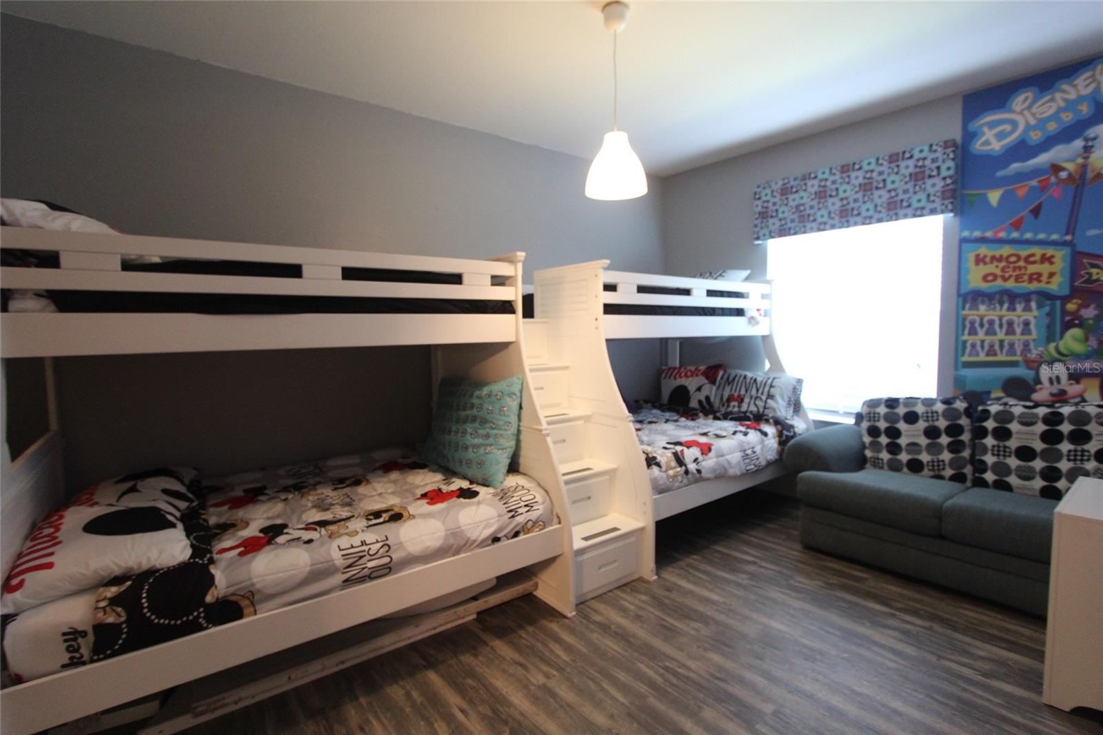 Image 16 of 21 For 2305 Silver Palm Drive 302