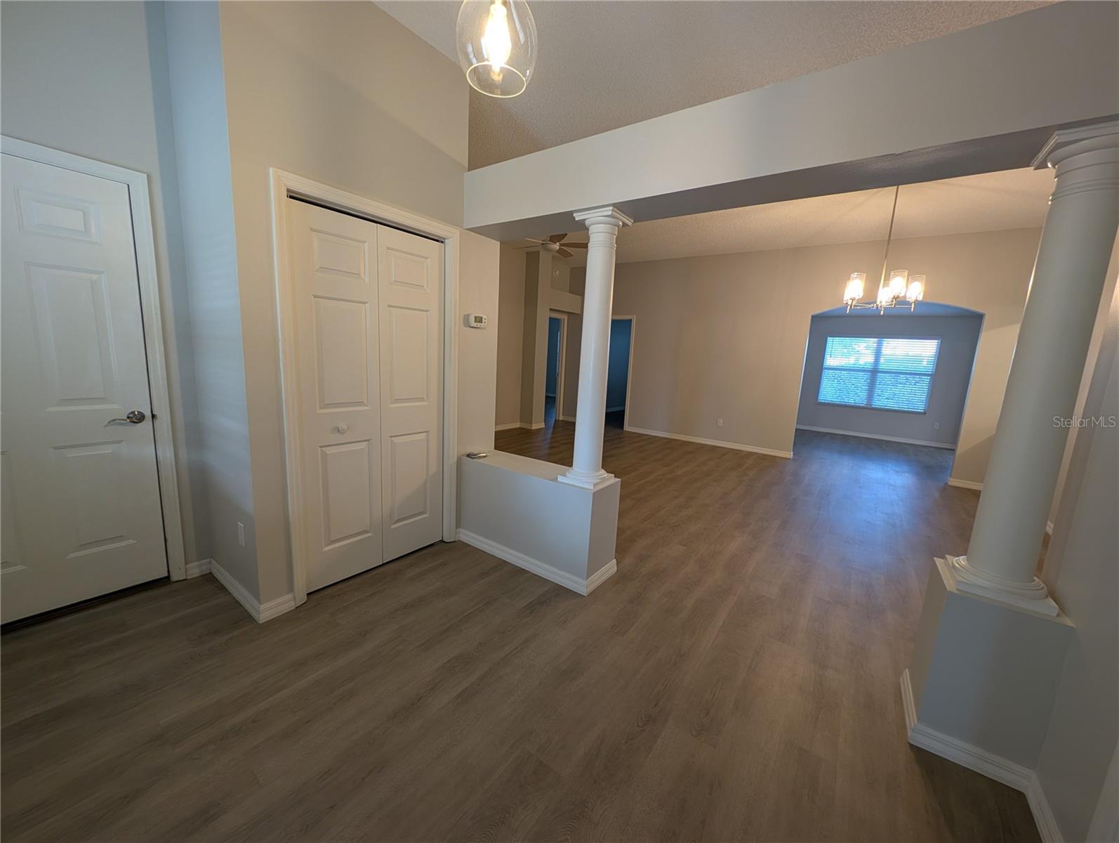 Image 3 of 28 For 309 Chula Vista Avenue