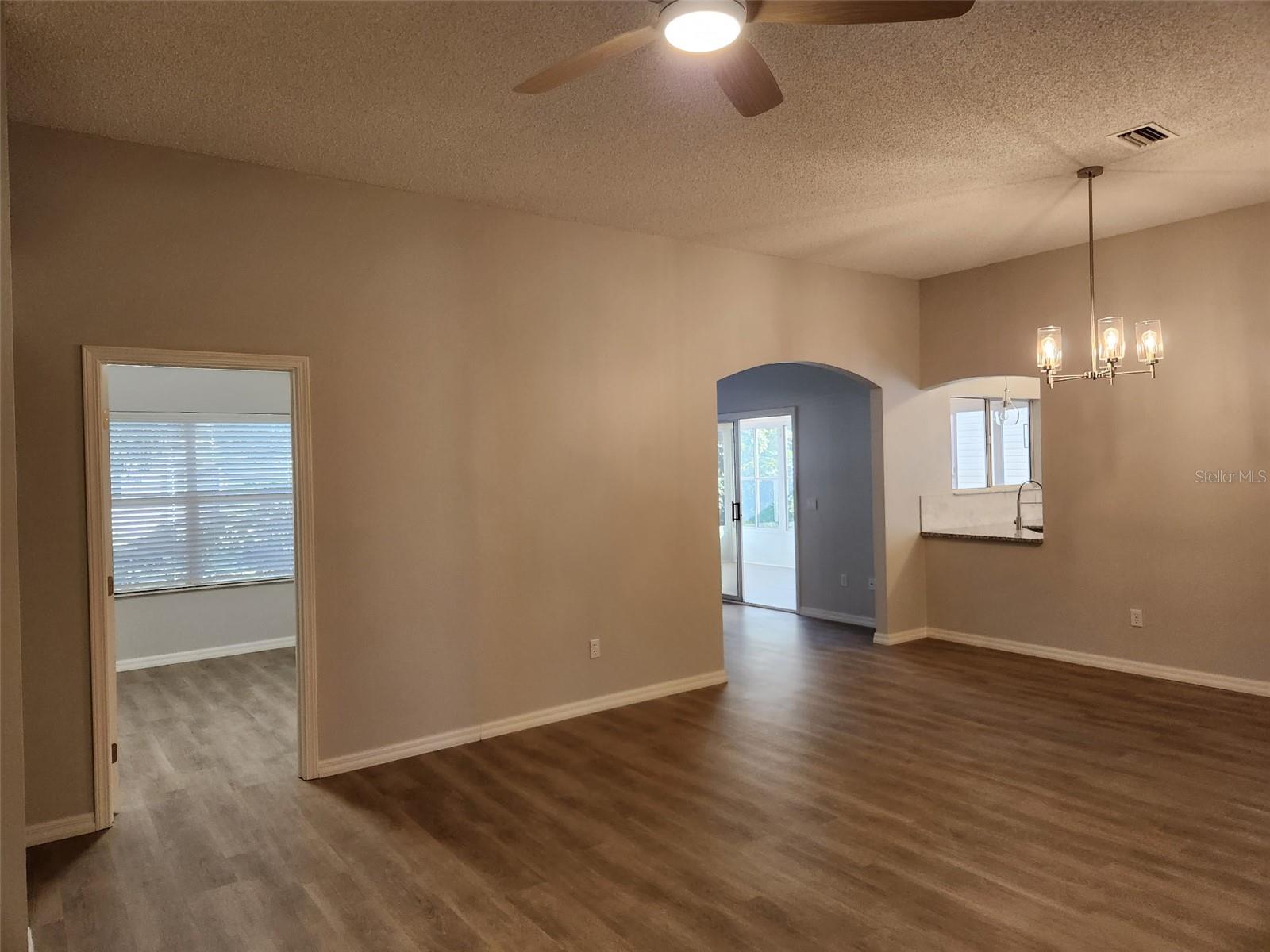 Image 5 of 28 For 309 Chula Vista Avenue