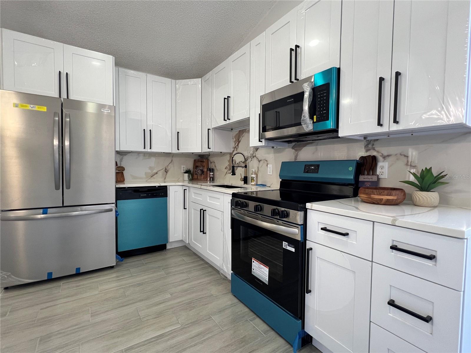 Image 17 of 44 For 10 Hickory Loop