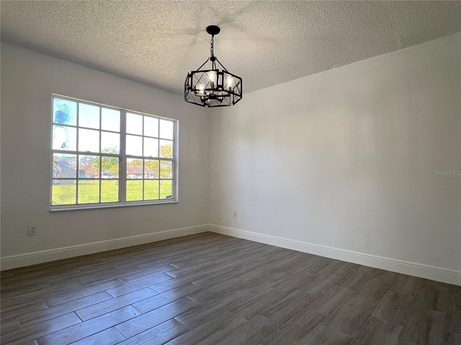 Image 20 of 44 For 10 Hickory Loop