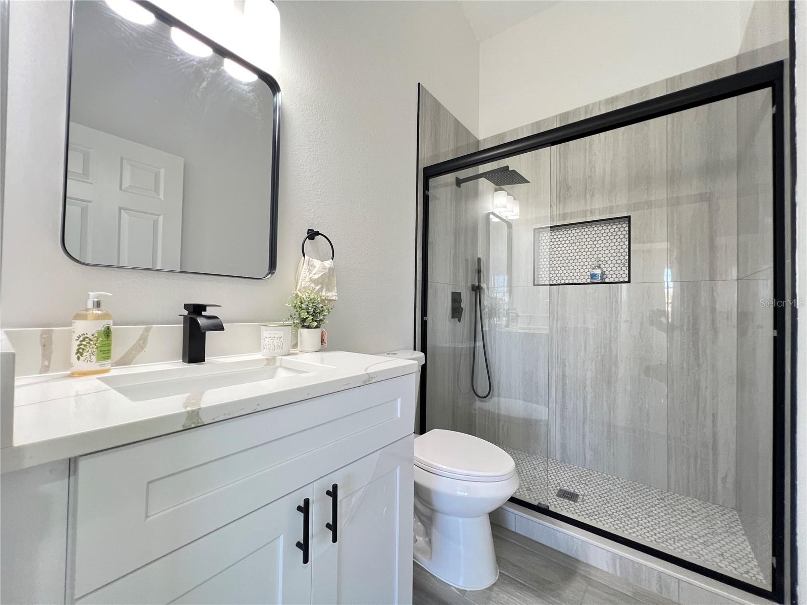 Image 27 of 44 For 10 Hickory Loop