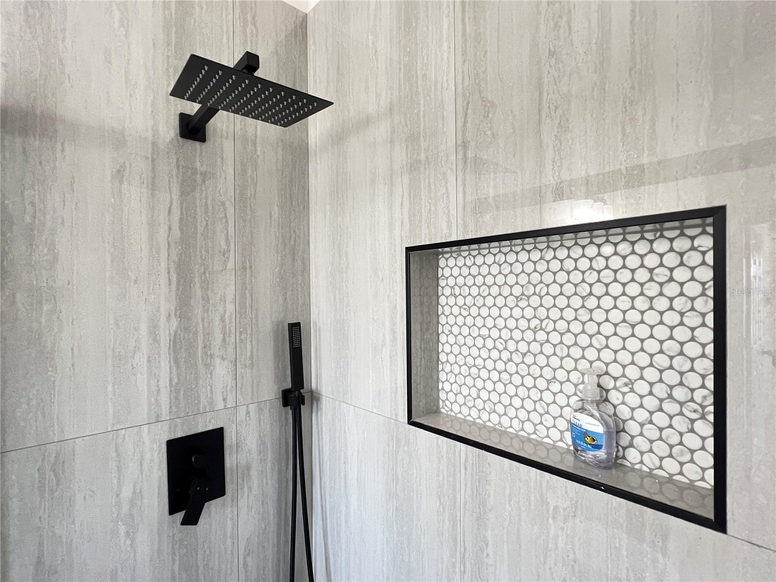 Image 28 of 44 For 10 Hickory Loop