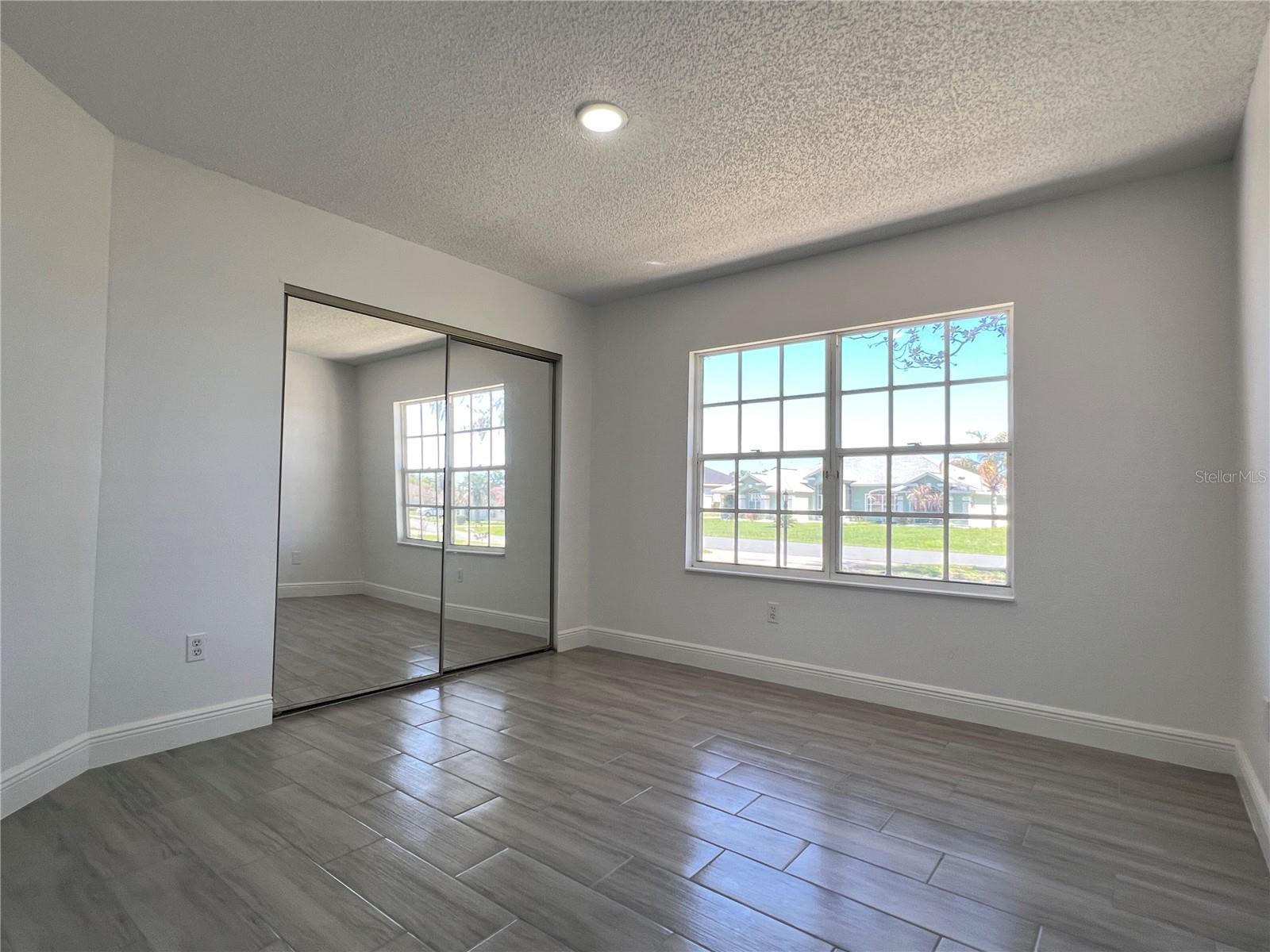 Image 29 of 44 For 10 Hickory Loop