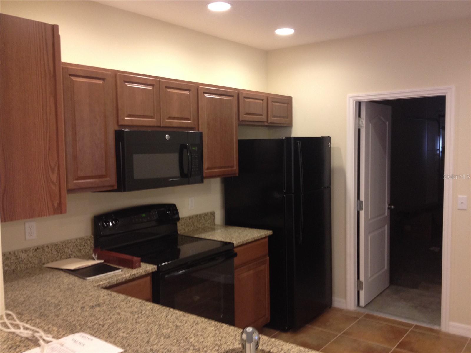 Image 10 of 23 For 2300 Aloha Bay Court