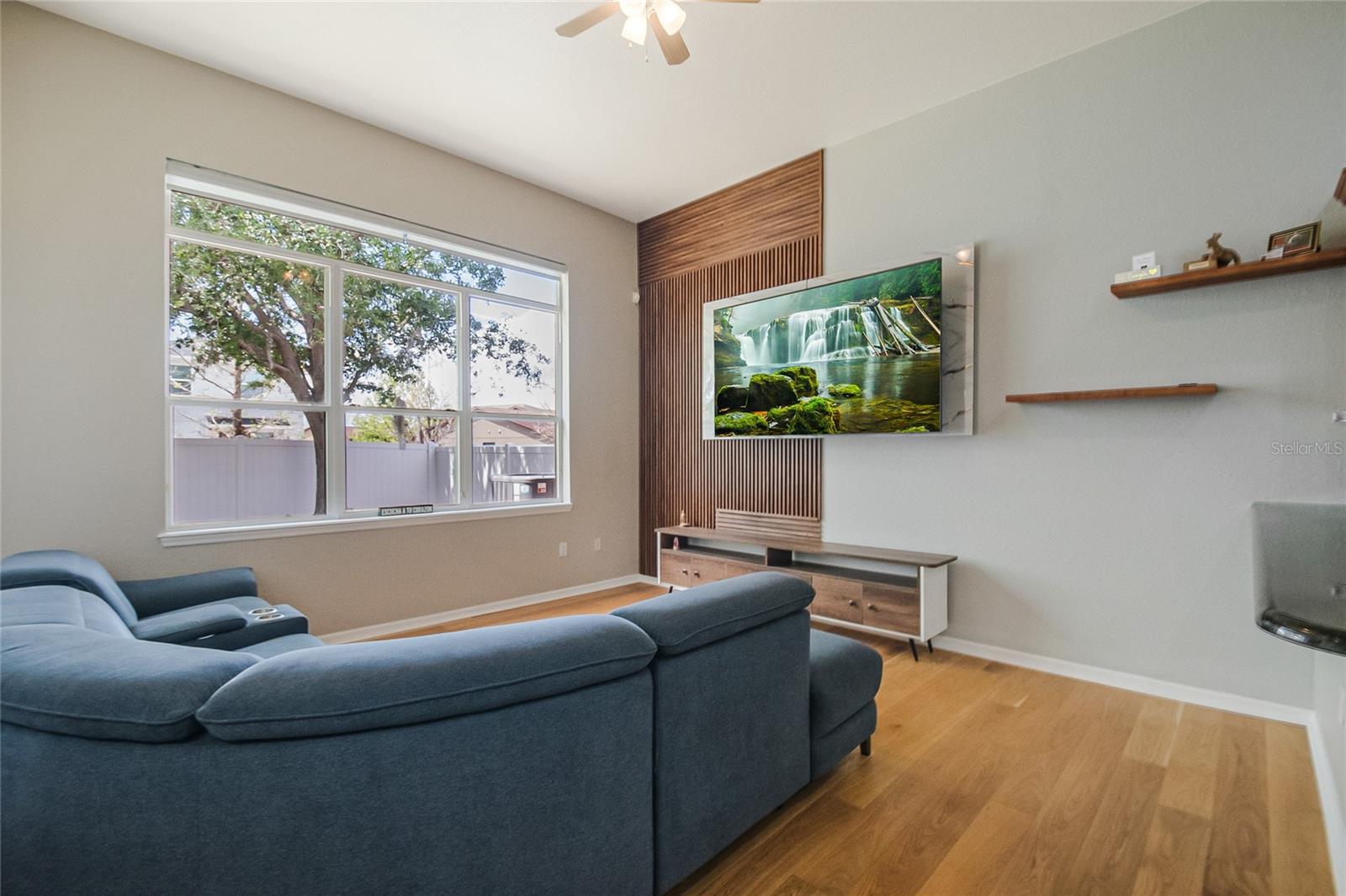 Image 30 of 61 For 1006 Costa Mesa Lane