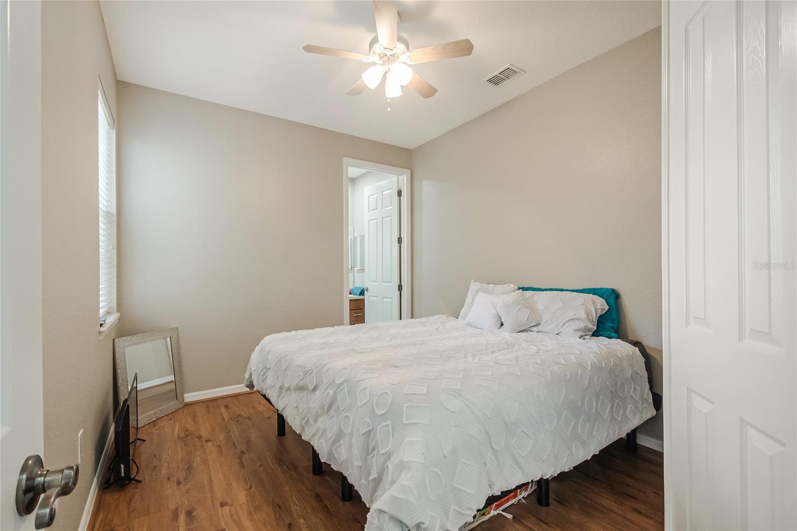 Image 52 of 61 For 1006 Costa Mesa Lane