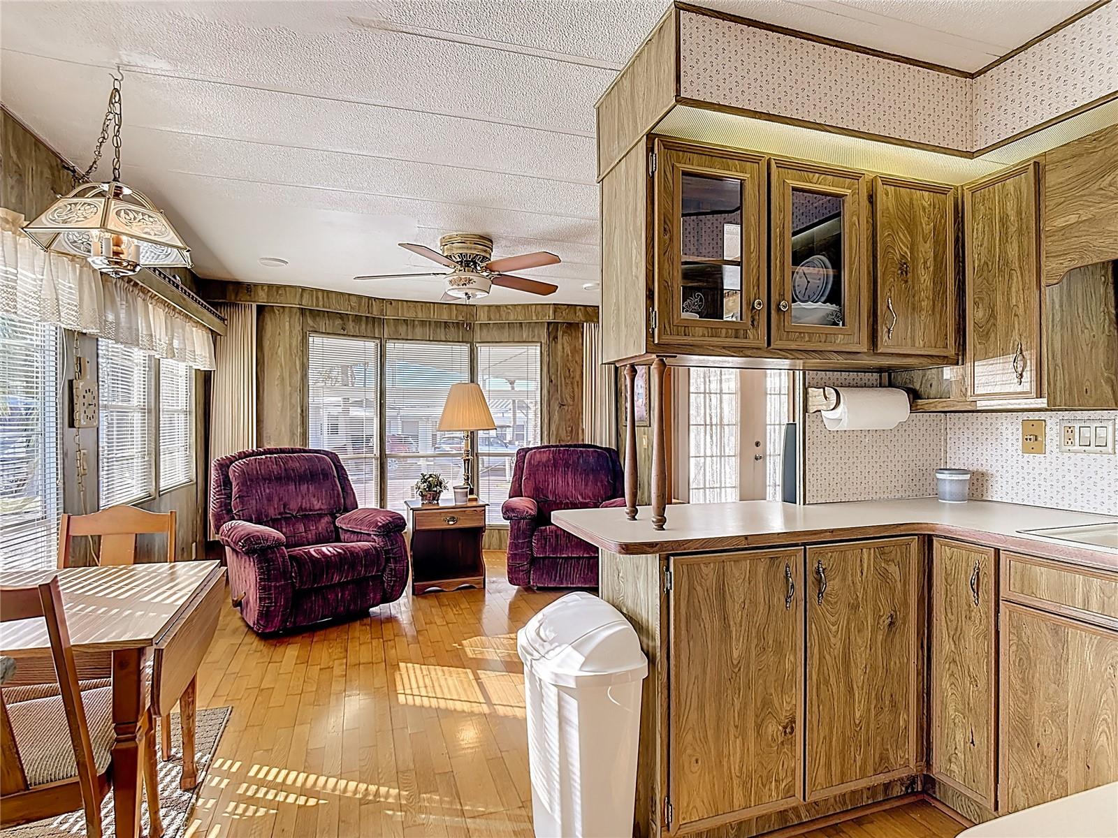 Image 19 of 31 For 9000 Us Hwy 192  849