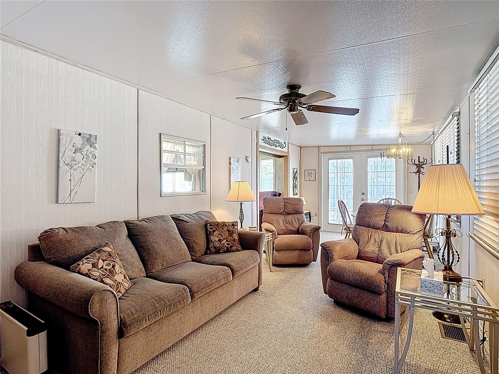 Image 3 of 31 For 9000 Us Hwy 192  849