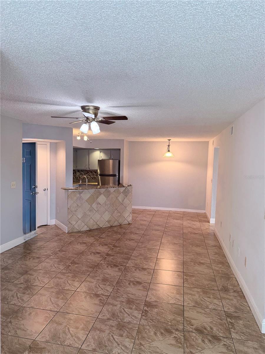 Image 4 of 13 For 5713 Gatlin Avenue 218